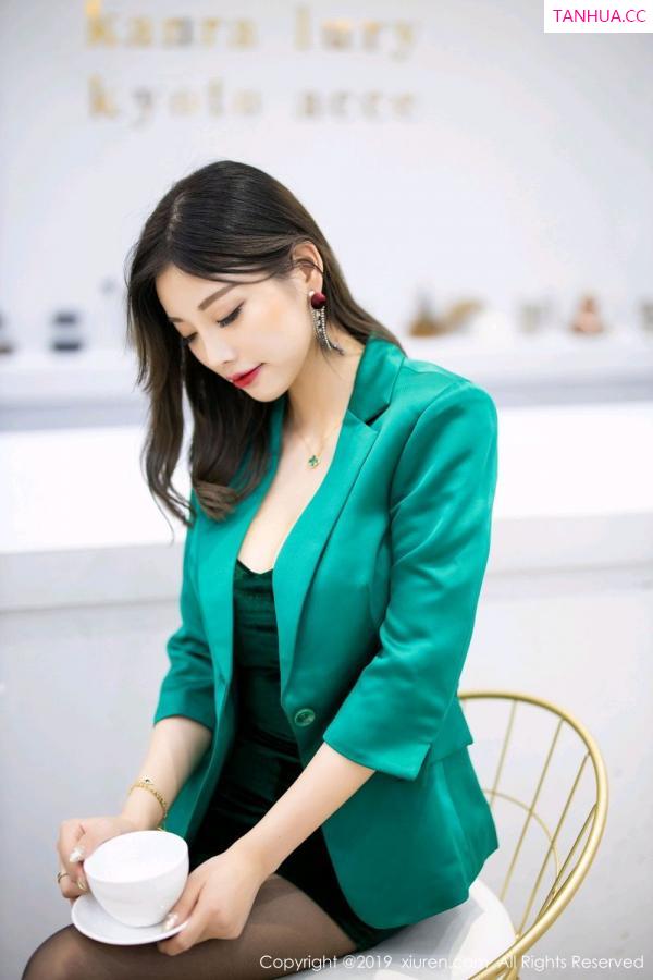 杨晨晨 sugar小甜心CC [XIUREN]高清写真图 2019.10.15 杨晨晨sugar第5张图片